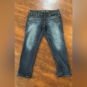 Slouchy American Eagle Jeans
Size 8